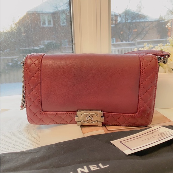 Chanel Medium Le Boy Burgundy - Picture 6 of 8